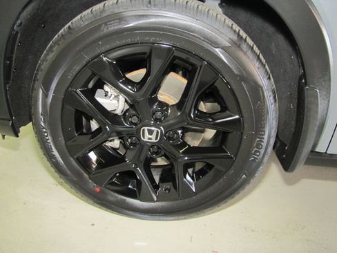 Certified 2023 Honda HR-V Sport image 24
