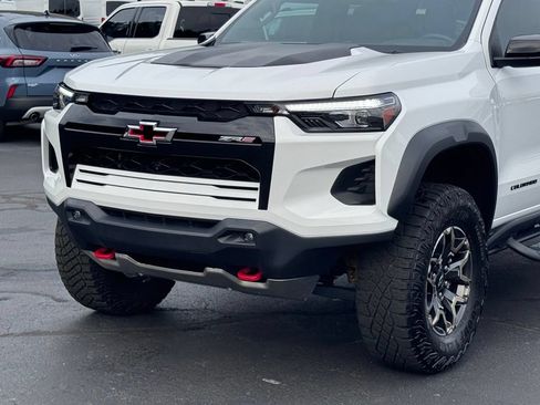 Used 2023 Chevrolet Colorado ZR2 w/ ZR2 Convenience Package III AWD/4WD image 35
