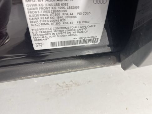 Used 2023 Audi Q4 e-tron Premium Plus w/ Premium Plus AWD/4WD image 39