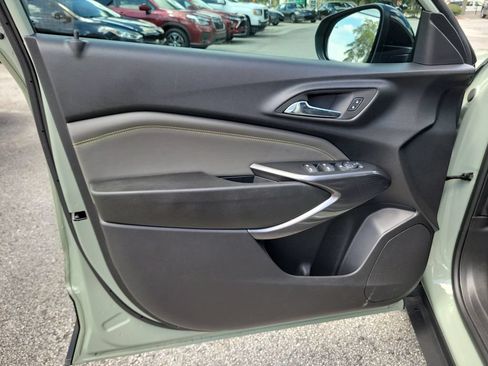 Used 2025 Chevrolet Trax ACTIV w/ Driver Confidence Package FWD image 26