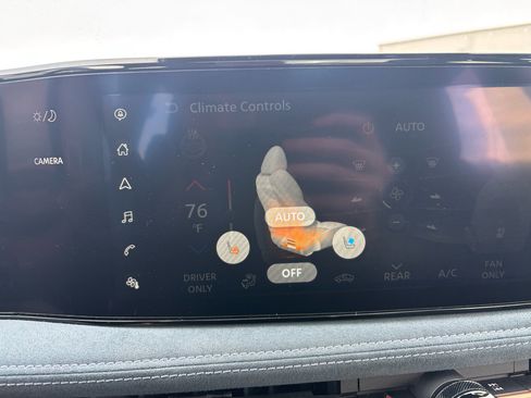 Used 2023 Nissan Ariya image 22