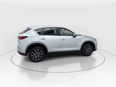 Used 2018 MAZDA CX-5 Touring w/ Preferred Equipment Package image 8