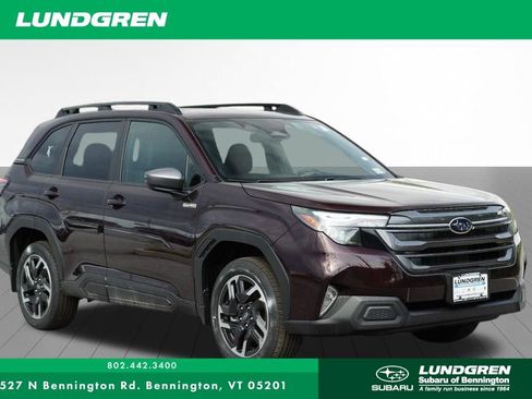 New 2026 Subaru Forester Premium AWD/4WD image 1