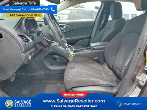 Used 2015 Chrysler 200 Limited w/ Convenience Group FWD image 9