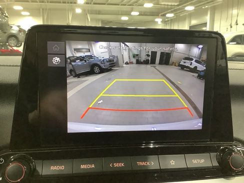 Used 2023 Kia Forte LXS image 17