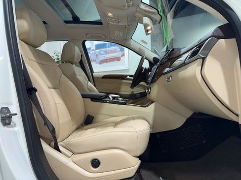 Used 2019 Mercedes-Benz GLS 450 4MATIC w/ Premium 1 Package image 51