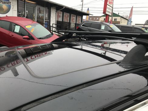 Used 2010 Ford Escape XLT image 6