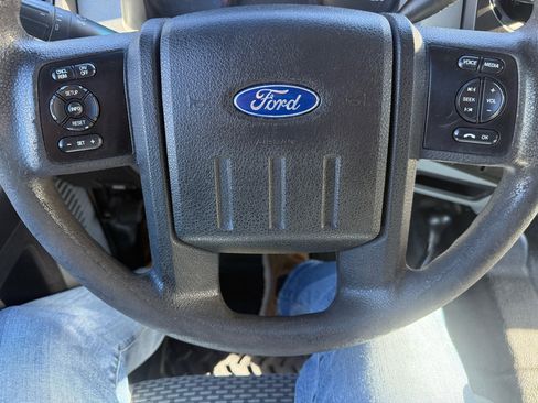 Used 2012 Ford F550 4x4 Crew Cab Super Duty w/ PWR Equipment Group image 14