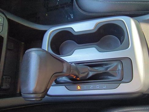 Used 2020 Chevrolet Colorado ZR2 image 14