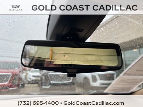 Used 2018 Cadillac XT5 Platinum w/ Driver Assist Package image 23