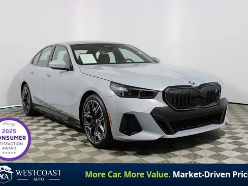 Used 2025 BMW i5 eDrive40i w/ M Sport Package RWD image 1