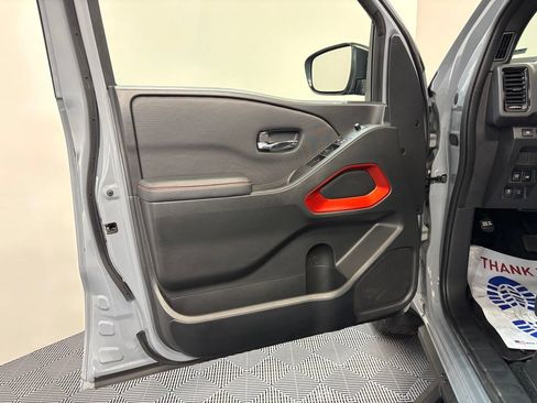 Used 2024 Nissan Frontier PRO-4X w/ Off-Road Protection Package AWD/4WD image 27