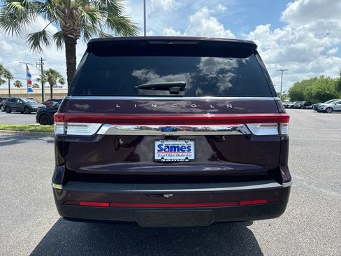 Used 2023 Lincoln Navigator L Reserve AWD/4WD image 4