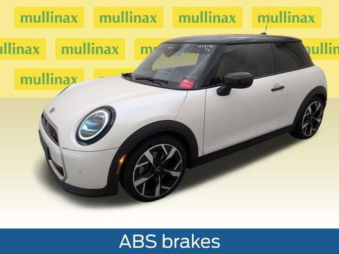 Used 2025 MINI Cooper S FWD image 14