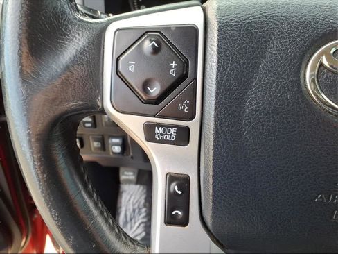 Used 2018 Toyota Tundra Limited image 25