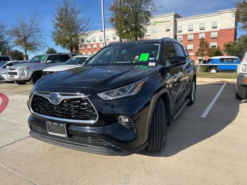 Used 2022 Toyota Highlander Limited image 8