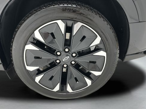 Used 2024 Chevrolet Blazer EV RS AWD/4WD image 8