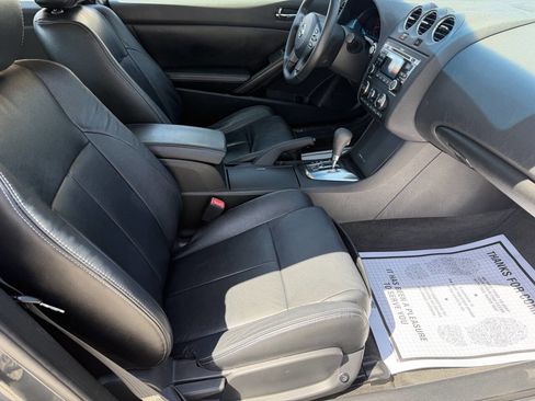 Used 2011 Nissan Altima 3.5 SR w/ 3.5SR Premium Pkg FWD image 17