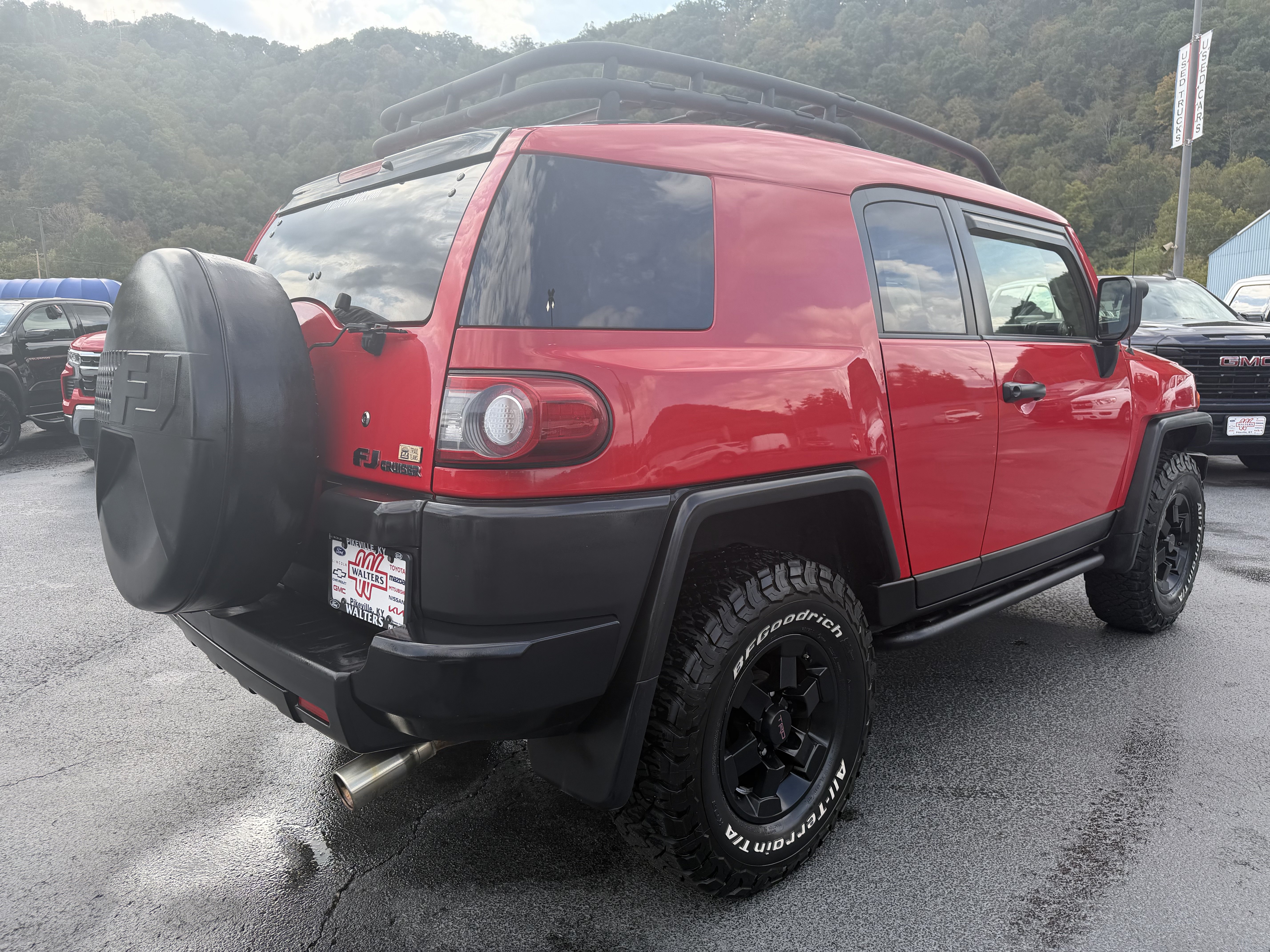 Used 2012 Toyota FJ Cruiser 4WD w/ Trail Teams Special Edition image 7