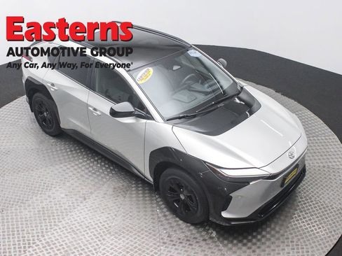 Used 2023 Toyota bZ4X XLE image 3
