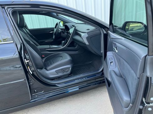 Used 2019 Toyota Avalon XSE FWD image 16
