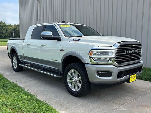 Used 2022 RAM 3500 Laramie w/ Safety Group B AWD/4WD image 3