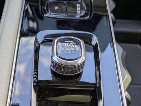 New 2026 Volvo XC90 B6 Ultra w/ Protection Package image 42