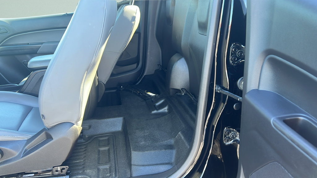 Used 2017 Chevrolet Colorado 2WD Extended Cab image 8