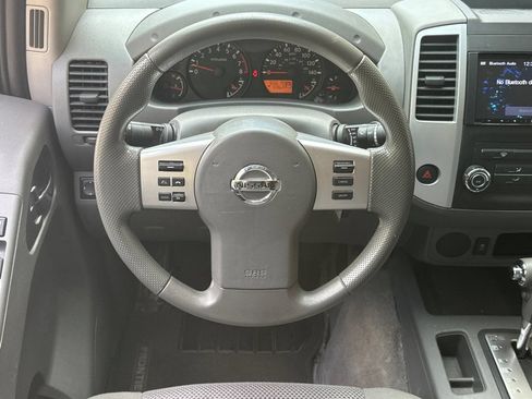 Used 2018 Nissan Frontier SV RWD image 17