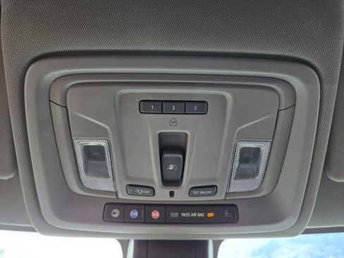 Used 2021 GMC Sierra 1500 SLT w/ SLT Premium Plus Package AWD/4WD image 27