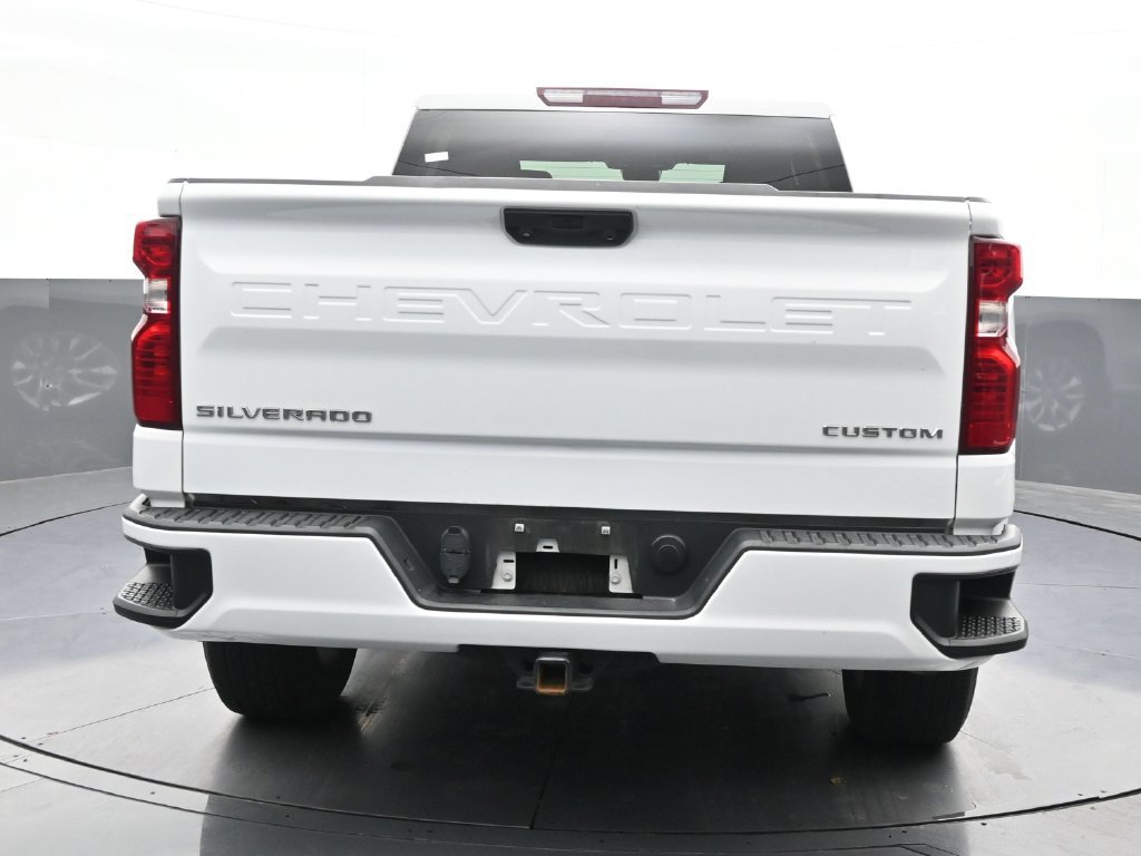 Used 2023 Chevrolet Silverado 1500 Custom RWD image 4