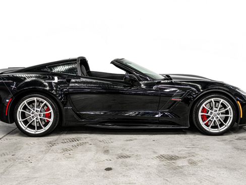 Used 2019 Chevrolet Corvette Grand Sport RWD image 47