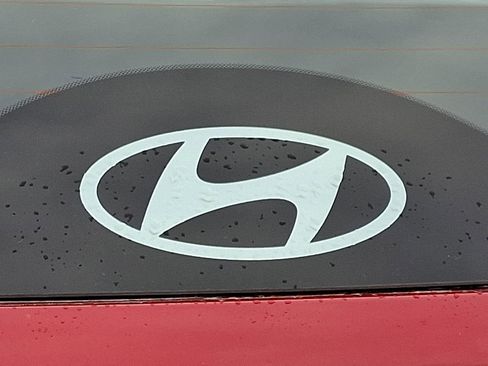 New 2026 Hyundai Tucson SE image 17