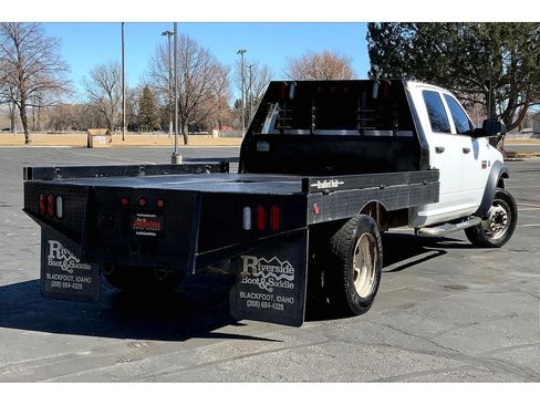 Used 2011 RAM 4500 4x4 Crew Cab w/ ST Decor Group image 14