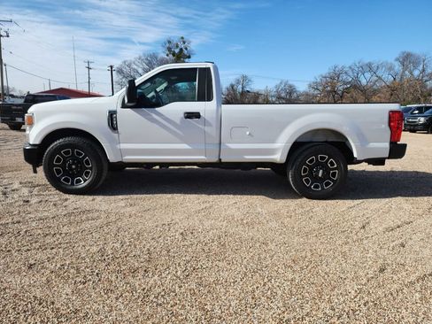Used 2021 Ford F250 XL w/ Power Equipment Group RWD image 5