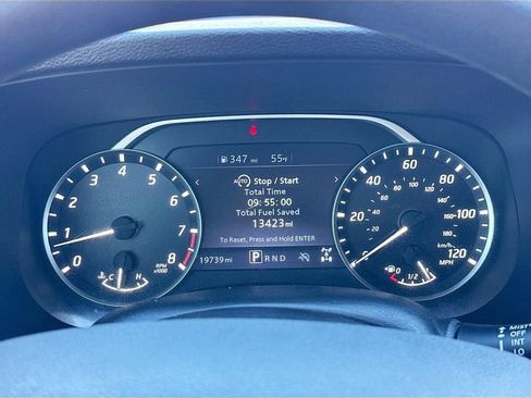 Used 2024 Nissan Frontier S image 12