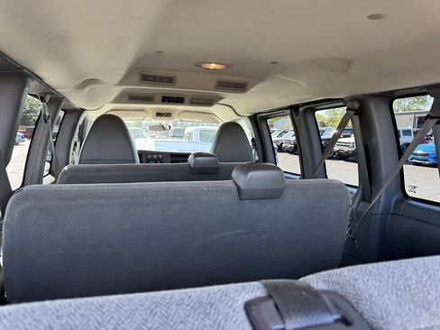 Used 2012 Chevrolet Express 3500 LT w/ LT Preferred Equipment Group image 17