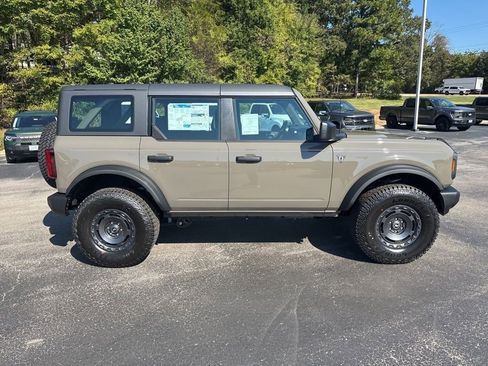 New 2025 Ford Bronco 4-Door w/ Sasquatch Package image 9