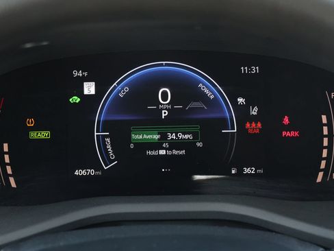 Used 2025 Toyota Camry LE FWD image 18