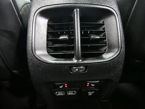 Used 2021 Jeep Cherokee Limited w/ Elite Package image 16