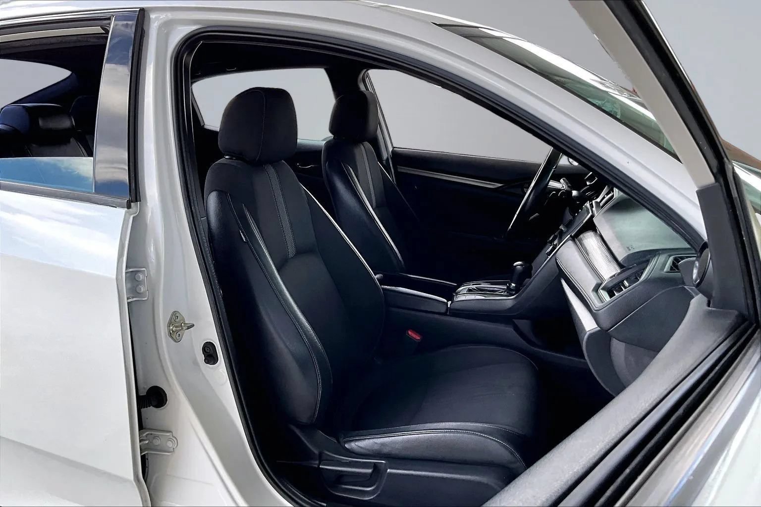 Used 2021 Honda Civic Sport image 25