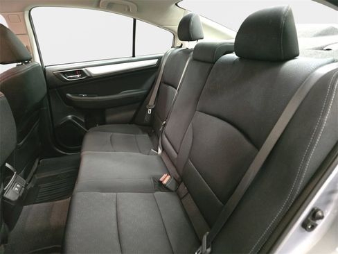 Used 2019 Subaru Legacy 2.5i Premium image 17