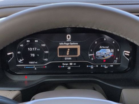 Used 2024 GMC Yukon Denali w/ Max Trailering Package image 28