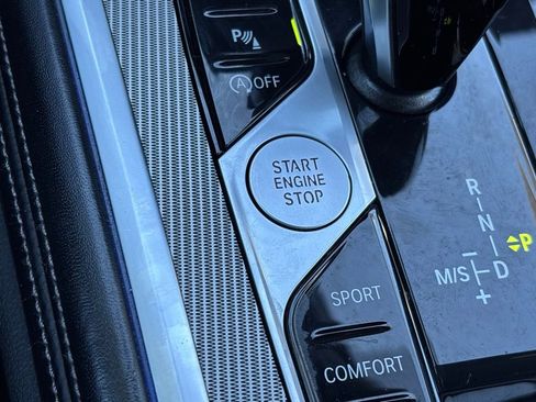 Used 2025 BMW 840i xDrive Convertible w/ Driving Assistance Package image 17