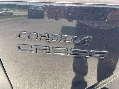 Used 2025 Toyota Corolla Cross AWD Hybrid image 6
