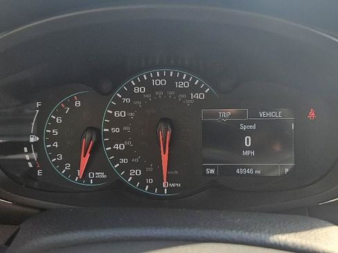 Used 2022 Chevrolet Trax LT FWD image 12