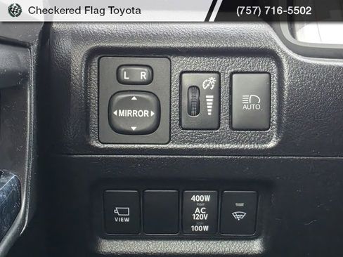 Used 2023 Toyota 4Runner Limited image 12