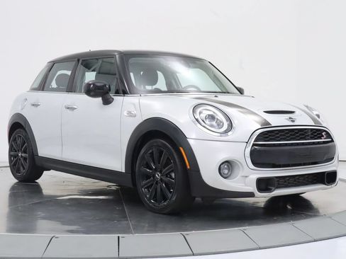 Used 2021 MINI Cooper S FWD image 7