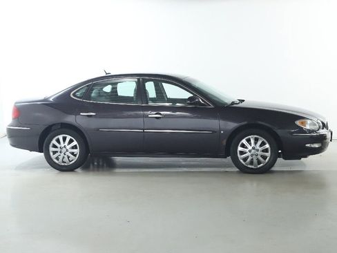 Used 2007 Buick LaCrosse CXL w/ Chromed Appearance Package image 12