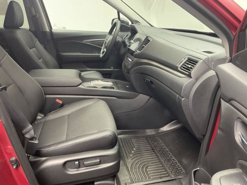 Certified 2025 Honda Ridgeline RTL image 26
